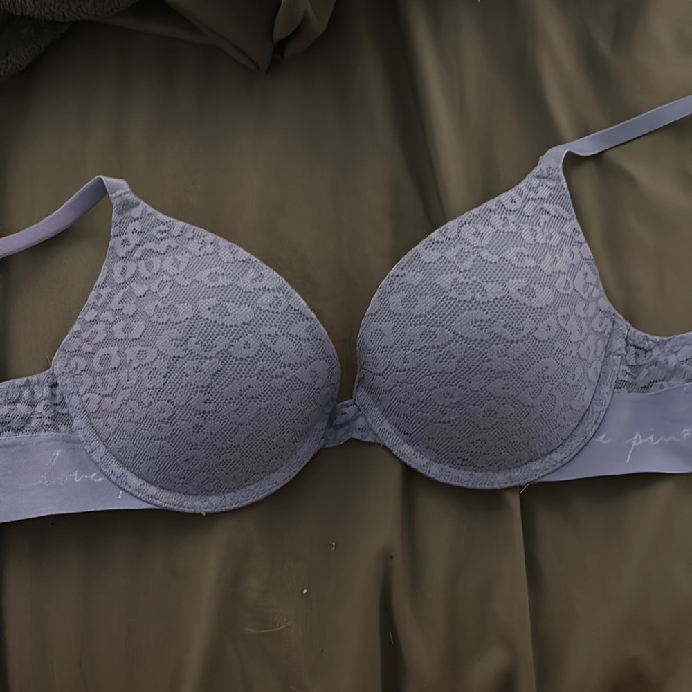 Push-up VS bra never worn